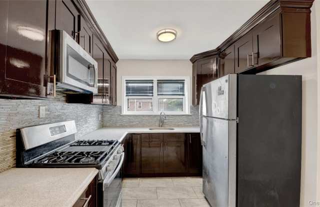 4392 Carpenter apt #2 Avenue photos photos
