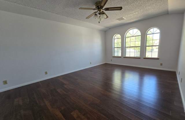 905 N Cimmaron Ct Gallery 4