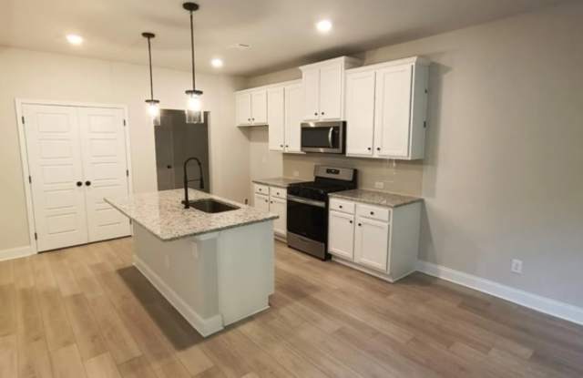 185 Station Overlook Drive Gallery 3