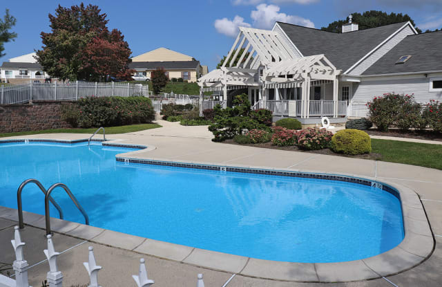High Pointe Club Apartments Gallery 4