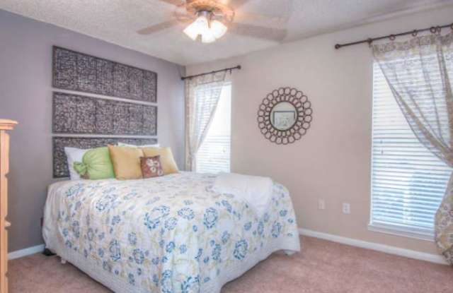 16432 Henderson Pass Gallery 4