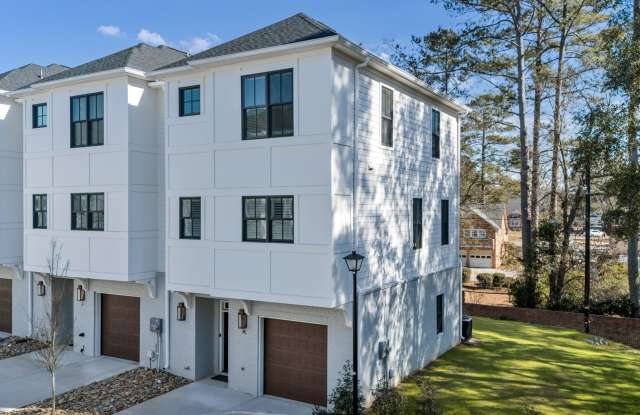 LUXURY TOWNHOME IN FOREST ACRES - 1510 Brentwood Drive, Forest Acres, SC 29206