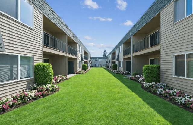 Villas at Bridge Creek - Affordable Housing Gallery 2