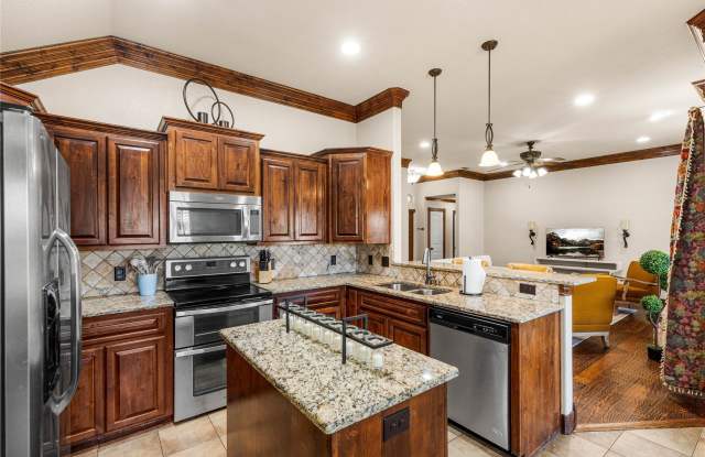 1326 Briar Cliff Path Gallery 2