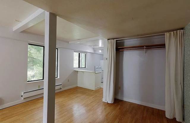 Cozy Mountain Studio - 18085 California 9, Santa Cruz County, CA 95006