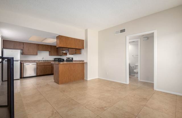 Quaint Two Bedroom, Two Bathroom in Tempe Gallery 3