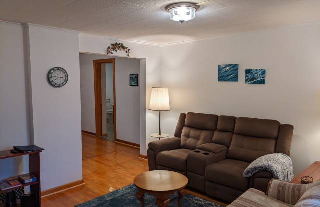 25843 Cedar St Gallery 2