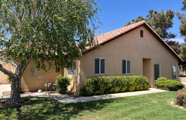 Beautiful Home 55+ in Jess Ranch a Gate-Guarded Community Gallery 4