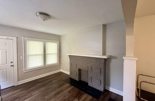 2729 Sullivant Ave Gallery 2