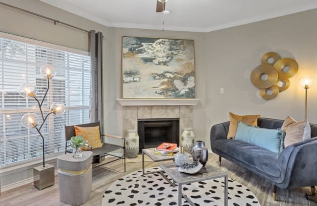 Huntington Meadows Apartment Homes Gallery 2