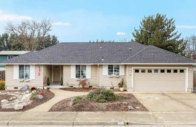 3BED2BATH - NEWLY REMODELED, 2CAR GARAGE, LARGE FENCED YARD, WASHER/DRYER photos photos