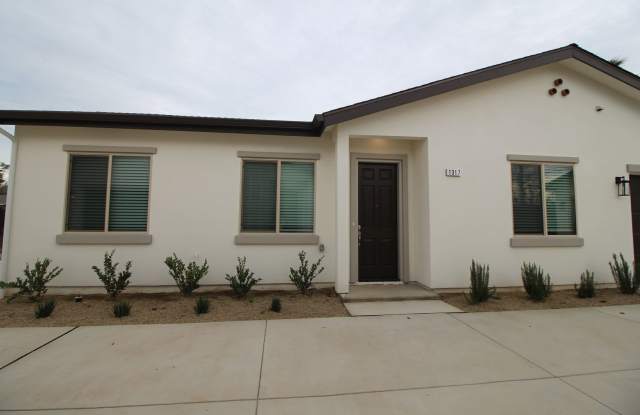 FOR RENT- BRAND NEW 2BED/2BATH - Barstow/First- 1317 E Portals photos photos