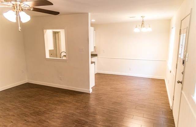 2736 Belhaven Drive Gallery 4