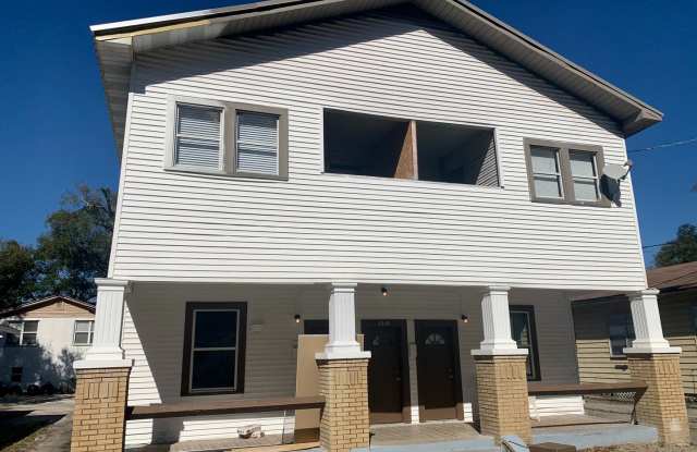 SPACIOUS AND NEWLY RENOVATED 3 BEDROOM 1 1/2 BATHROOM APARTMENT HOME IN TAMPA! - 1212 East 25th Avenue, Tampa, FL 33605