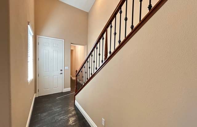 Downtown Summerlin 3-Bedroom Townhouse! Gallery 4