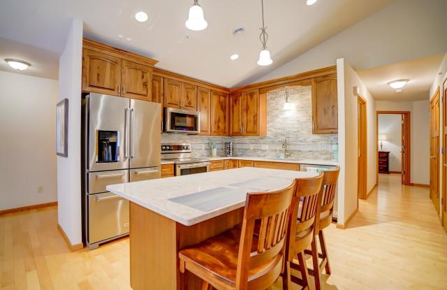 6604 Traveler Trail - 6604 Traveler Trail, Windsor, WI 53598