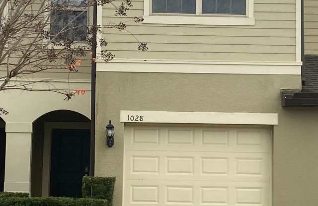 DESIREABLE 3/2.5 Townhouse in Crossing at Emerson Park in Apopka!!! - 1028 Pavia Drive, Apopka, FL 32703
