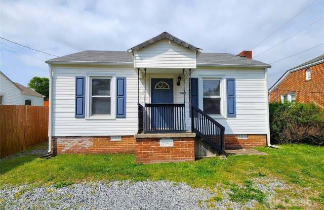 1002 S Ridge Avenue - 1002 South Ridge Avenue, Kannapolis, NC 28083 1002 S Ridge Avenue - 1002 South Ridge Avenue, Kannapolis, NC 28083
