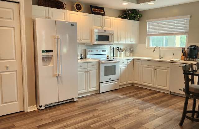 6326 Grand Oak Circle Gallery 4
