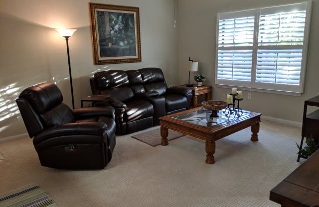 2249 Portofino Pl Unit 2222 - 2249 Portofino Pl, Palm Harbor, FL 34683