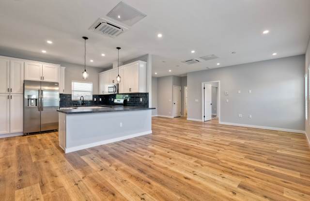 6832 Tower Street - 1 photos photos
