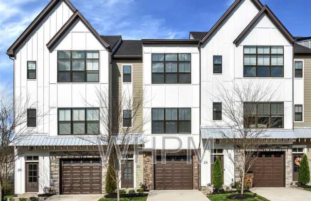 216 stonecrest cir - 216 Stonecrest Circle, Nashville, TN 37209