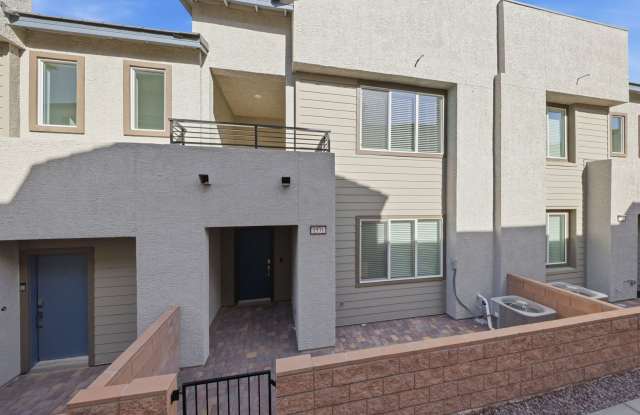 Newer 3 Bedroom Townhome with Premium Upgrades & Resort-Style Amenities! photos photos