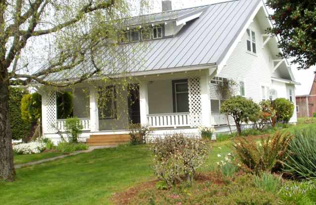 Updated Two Story Bungalow in Very Quiet Country Setting! photos photos