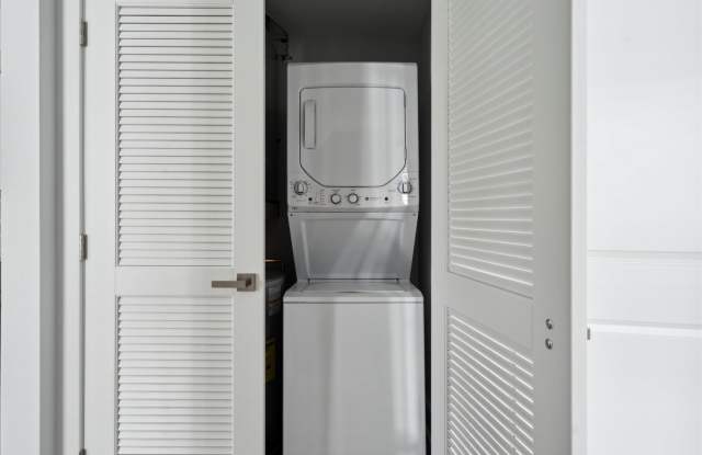 748 N 40th ST Philadelphia, PA 19104 photos photos