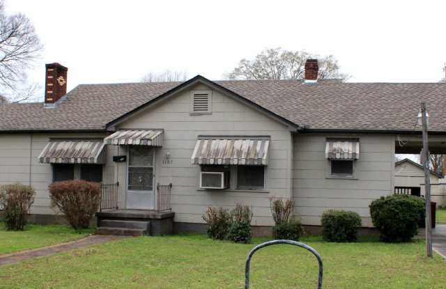 Fenced yard in heart of Decatur! photos photos
