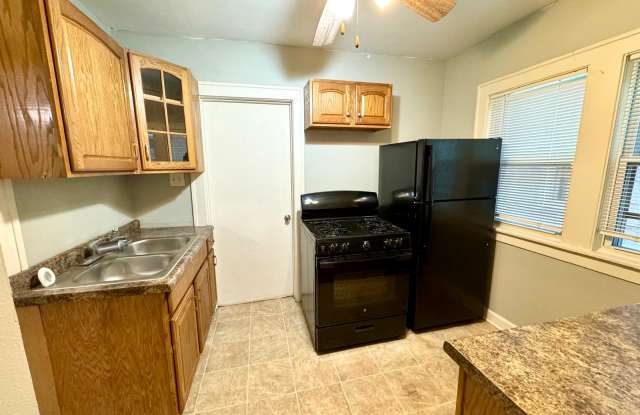 1506 South 81st Street - 1506 South 81st Street, West Allis, WI 53214