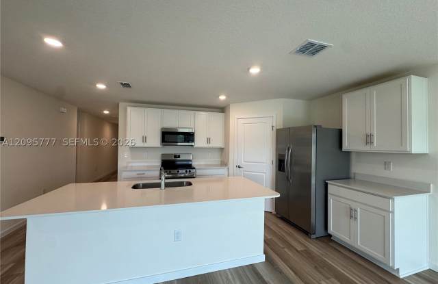 13246 SW 58 ct Gallery 4