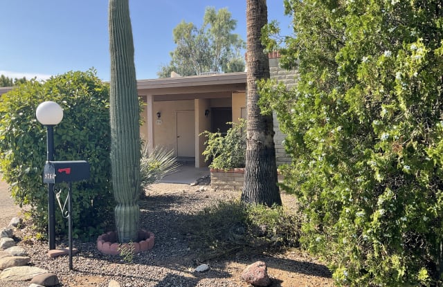 9764 E Skyview Dr - 9764 East Skyview Drive, Tucson, AZ 85748