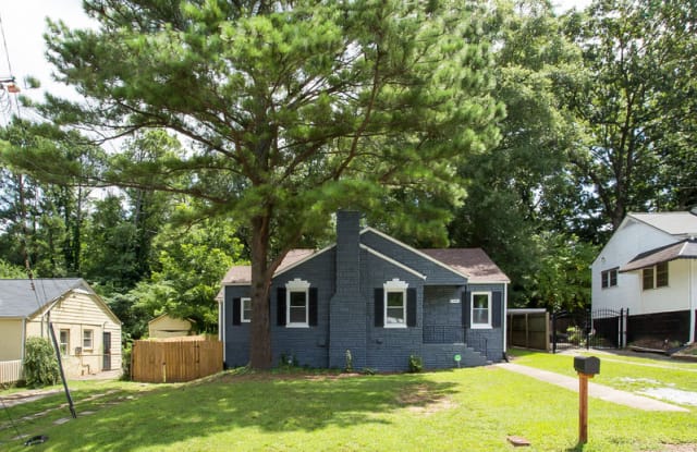 1346 Lorenzo Dr SW - 1346 Lorenzo Drive Southwest, Atlanta, GA 30310