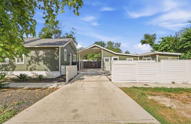 417 Willow Gallery 2