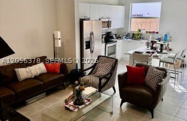 12220 NW 23rd Ct Gallery 3
