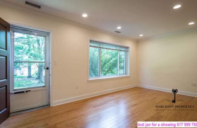 127 Edgemere Rd. Gallery 3