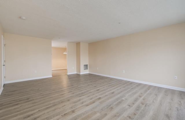 9058 CONSTANT CRSE Gallery 2