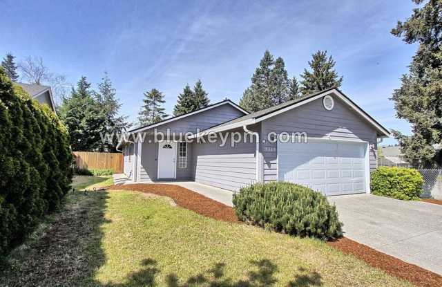 3 Bed, 2 Baths Home in North Image Neighborhood with Large Yard photos photos