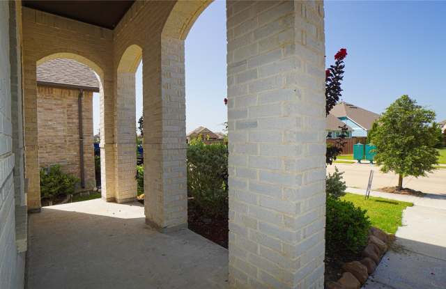 2251 Brookside Drive Gallery 3