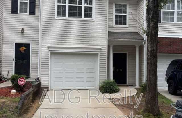2128 Whispering Way Gallery 1