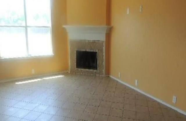 8608 Silverbell Lane Gallery 3