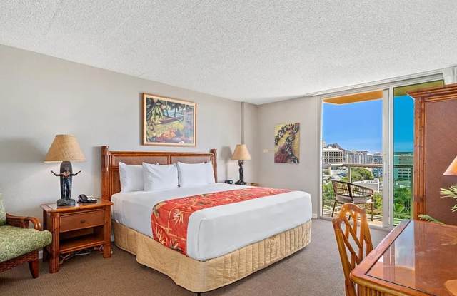 2045 Kalakaua Ave #1207, Honolulu, HI 96815 photos photos