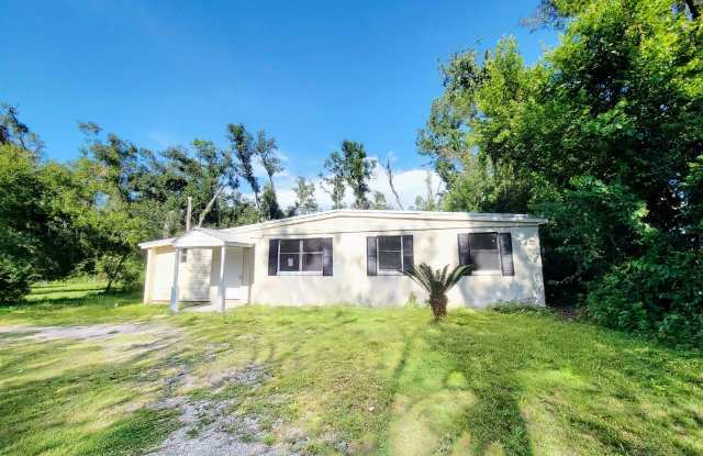 906 N Veterans Drive photos photos