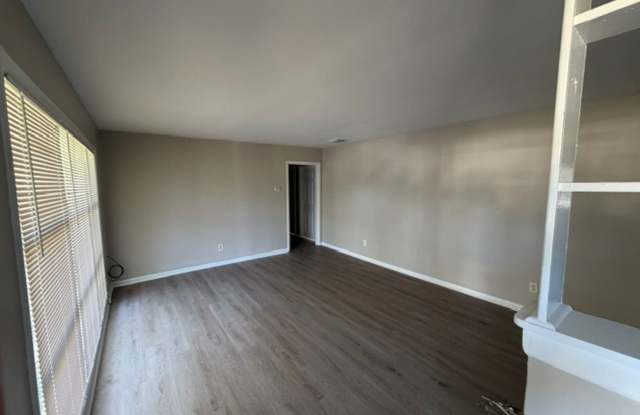 Benton Home Gallery 4
