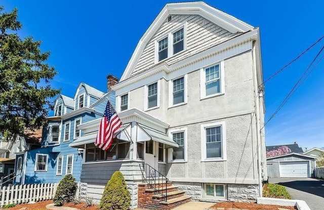 95 Maple St photos photos