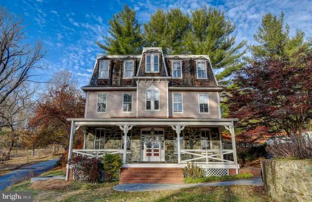 319 GUN ROAD - 319 Gun Road, Arbutus, MD 21227