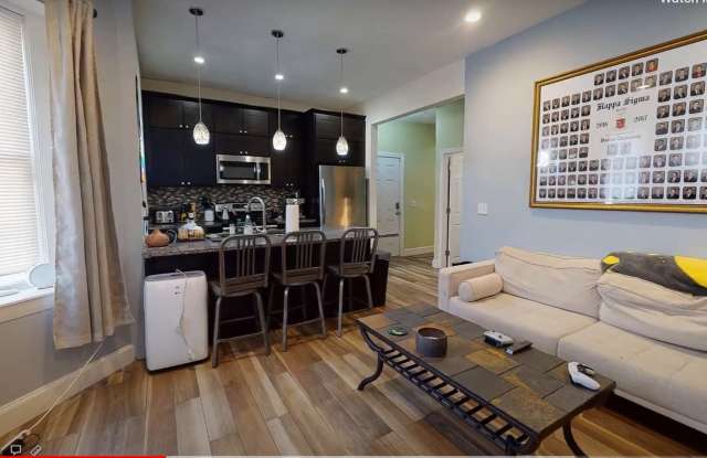 Luxury Apt Near BU & T!  Laundry In Unit!  Heat & HW Included Gallery 3