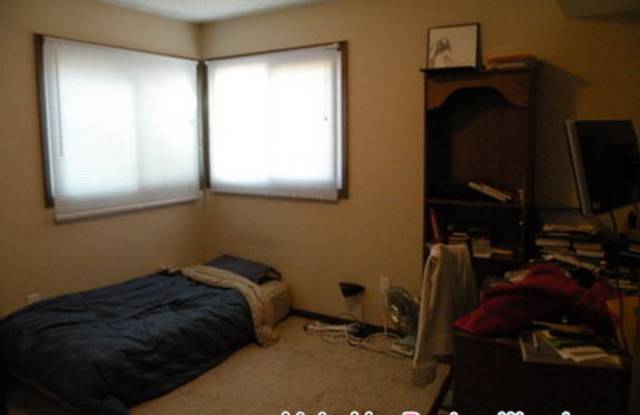8242 Douglas Cir N Gallery 3