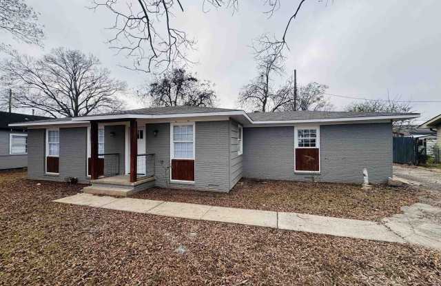 204 N 5th Street - 204 North 5th Street, Cabot, AR 72023